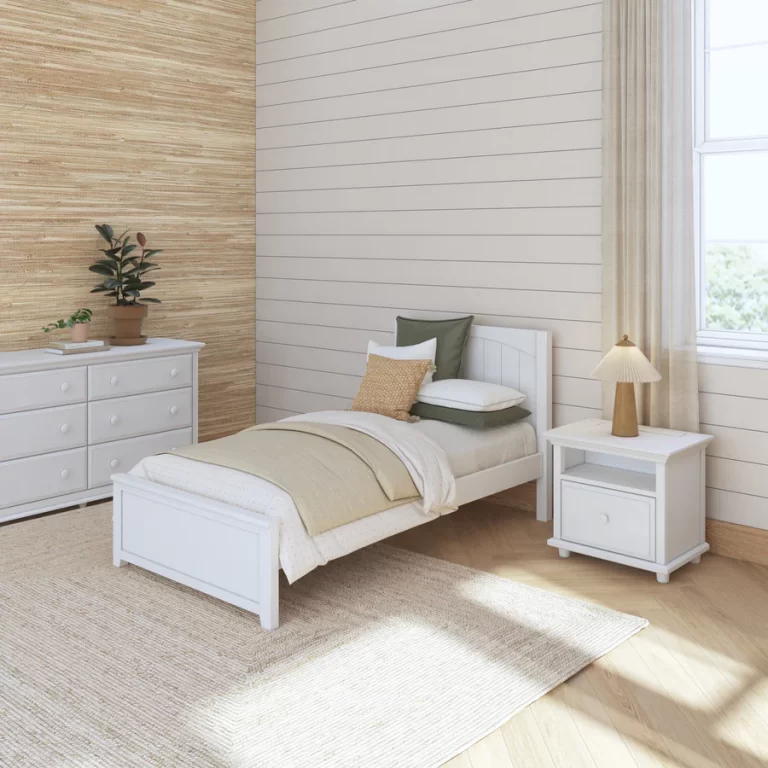 Twin Traditional Bed with Paneled Headboard