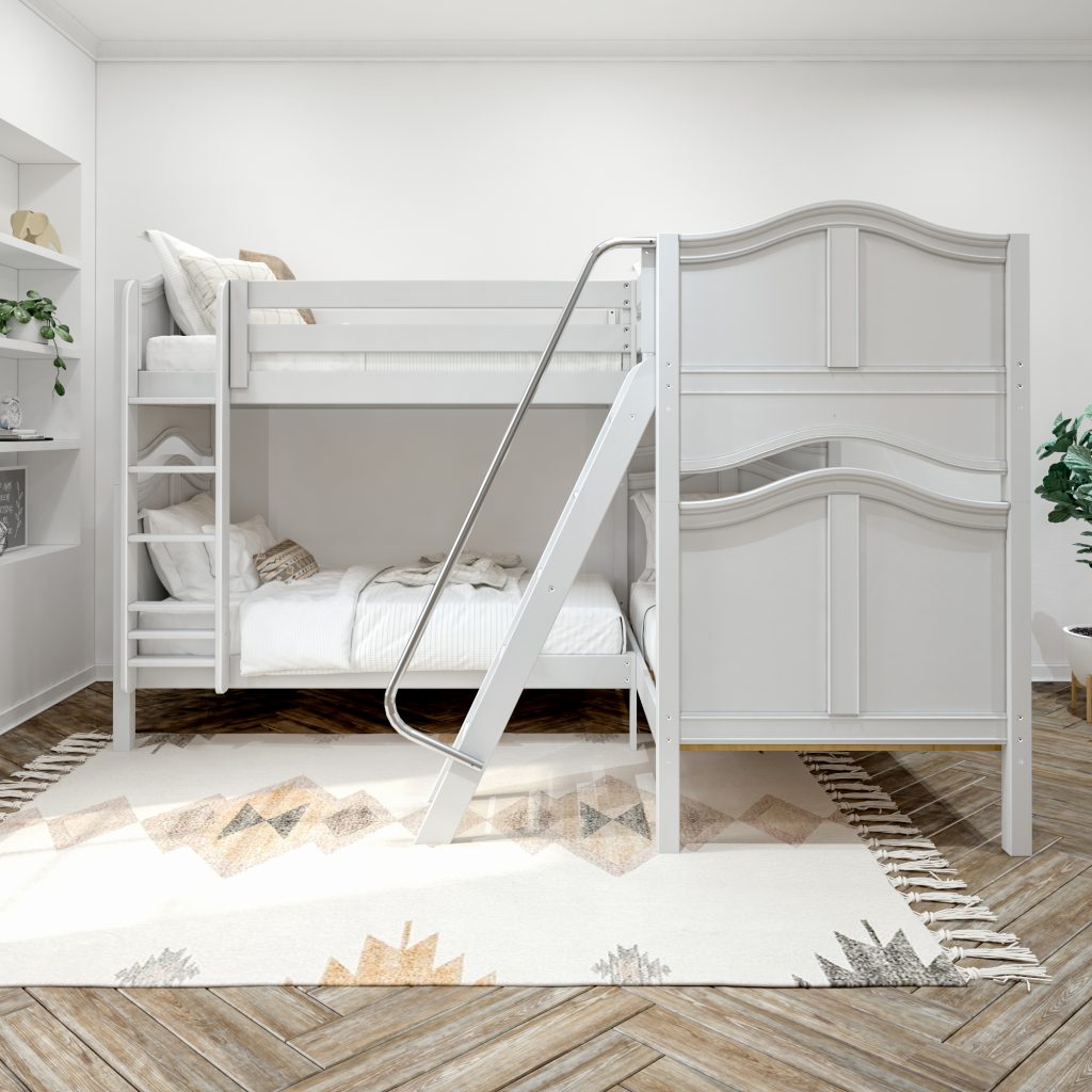 Quattro White With Curve Bed Centered