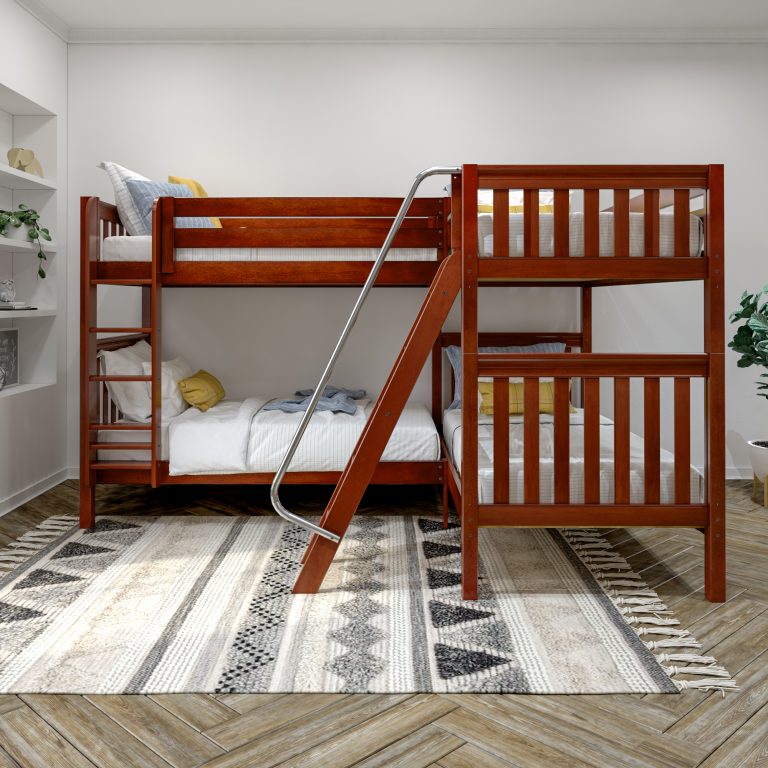 quattro chestnutl with slat bed centered