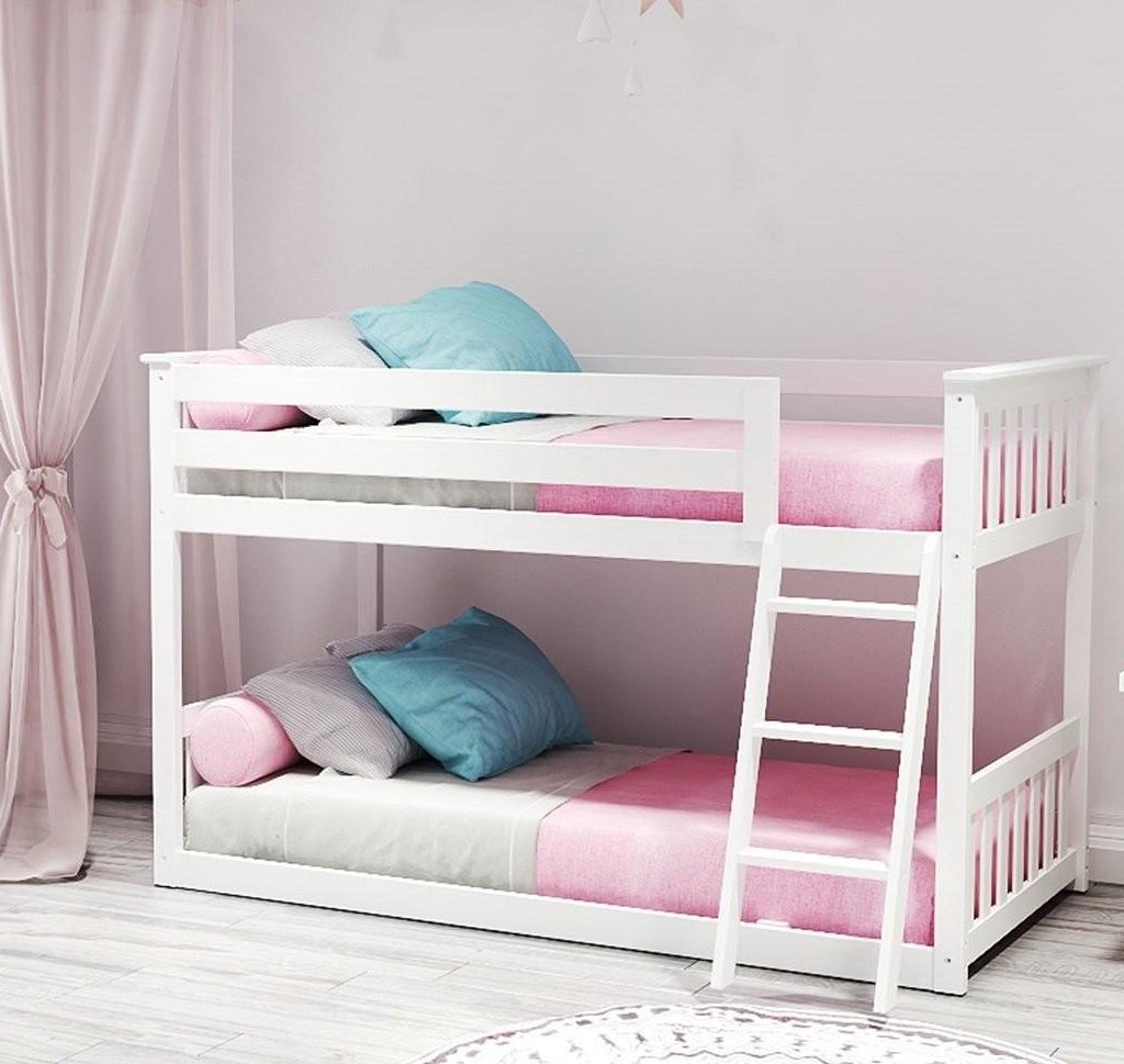MAX AND LILY SOLID WOOD TWIN OVER TWIN LOW BUNK BED IN WHITE FINISH