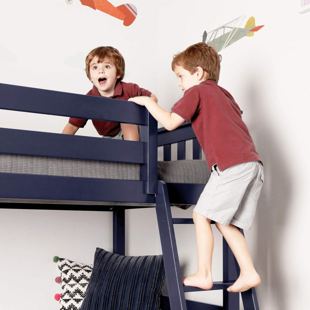 Max and Lily Twin Over Twin Low Bunk Bed In Blue Finish With Grey Curtain - Image 17