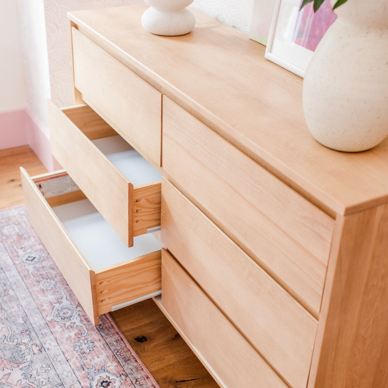 Max and Lily Scandinavian 6-Drawer Dresser in Blonde