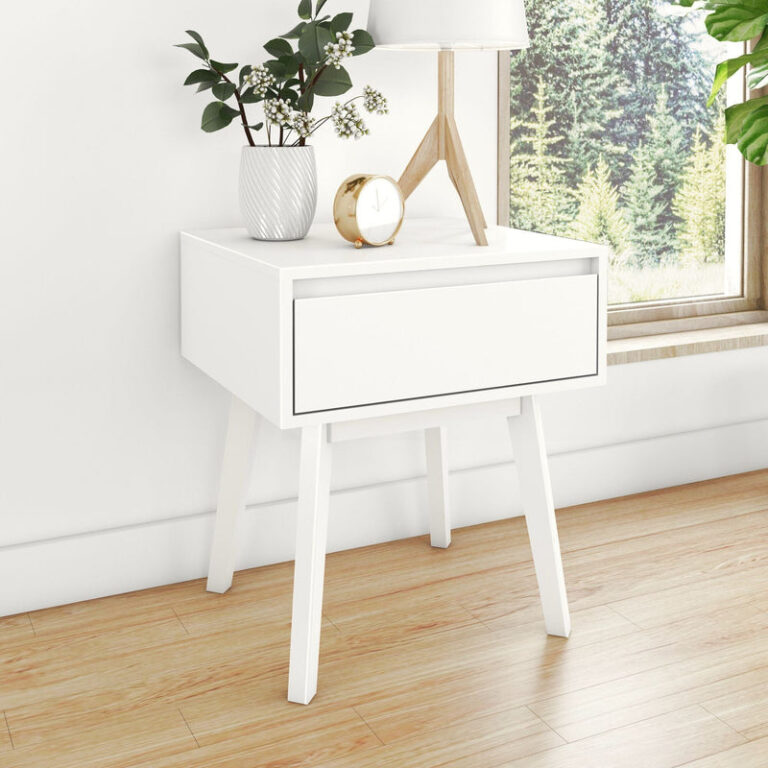 Max and Lily Scandinavian Nightstand in solid wood - view 1
