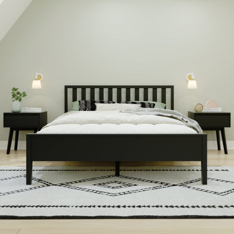 Max and Lily Scandinavian Queen Bed in solid wood - view 5