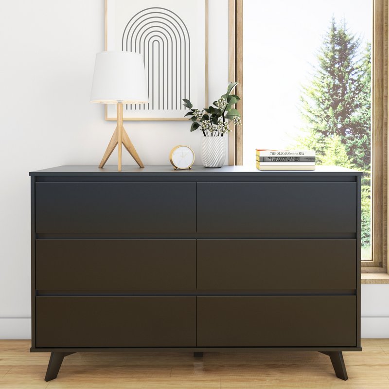 Max and Lily Scandinavian 6-Drawer Dresser in solid wood - view 3