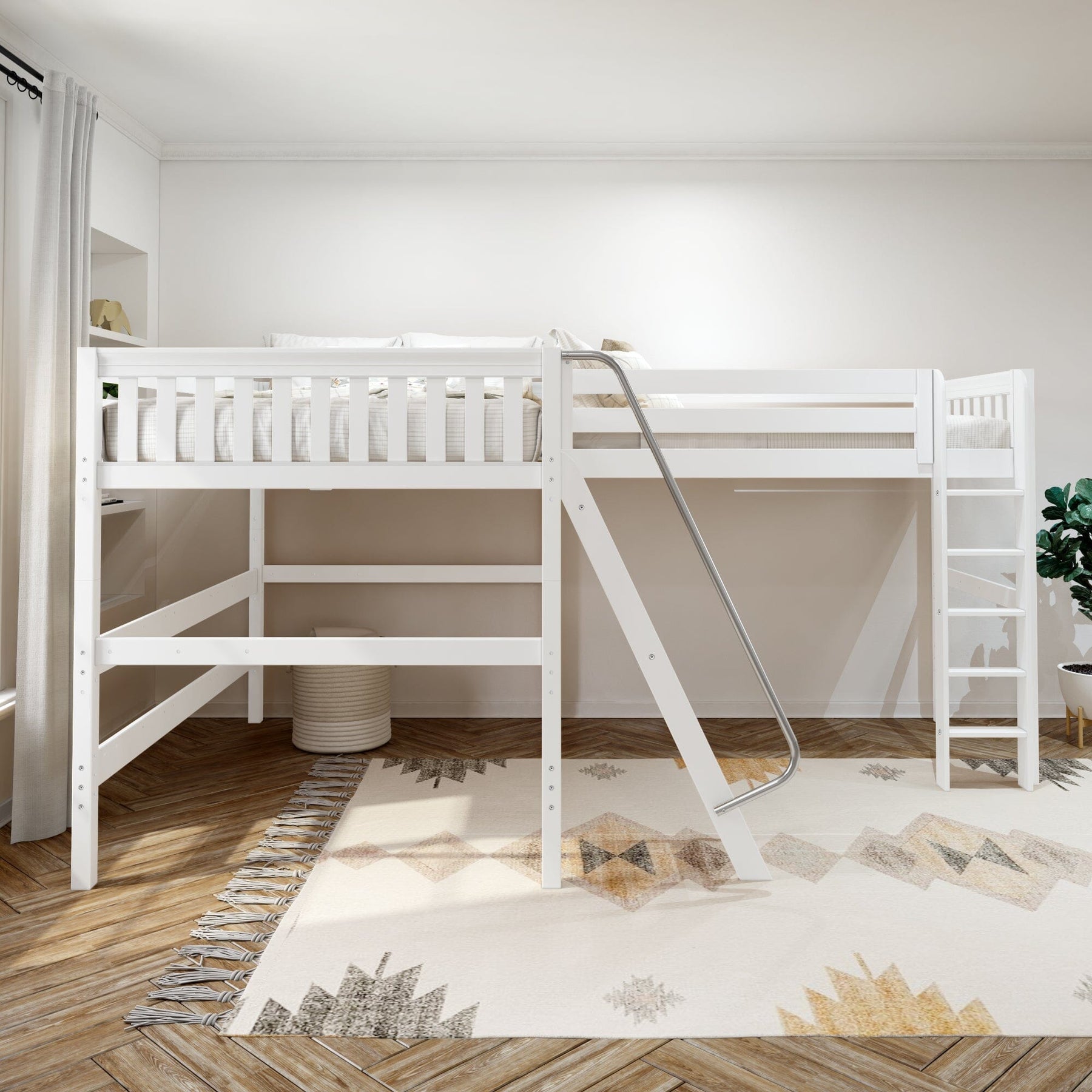 Maxtrix Queen + Twin XL High Corner Loft Bed – detail 3 Maxtrix Queen + Twin XL High Corner Loft Bed – detail view 3