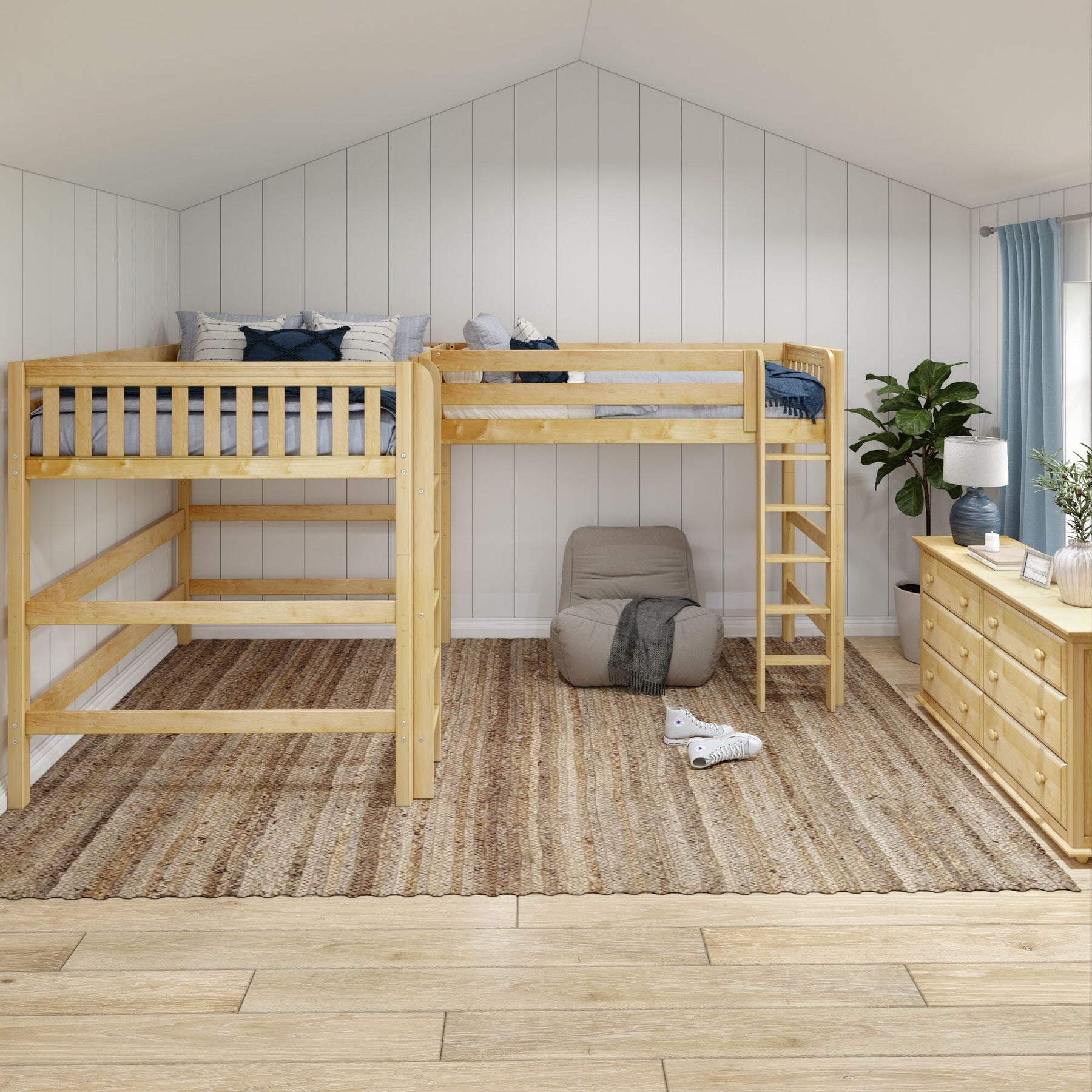 Maxtrix Queen + Twin XL High Corner Loft Bed – detail 7 Maxtrix Queen + Twin XL High Corner Loft Bed – detail view 7