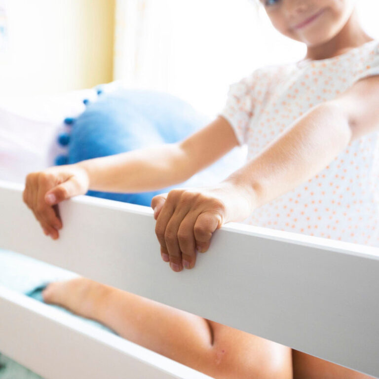 Max and Lily Twin Over Full L-Shaped Bunk Bed With Bookcase & Desk - Thumbnail Image 6
