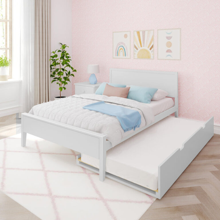 Max and Lily Full Panel Bed With Trundle