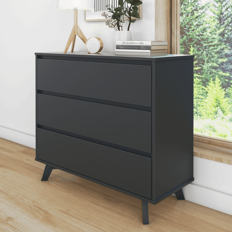 Max and Lily Scandinavian 3-Drawer Dresser in Black