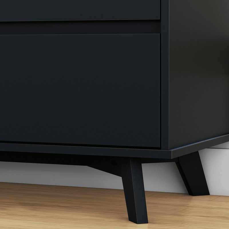 Max and Lily Scandinavian 3-Drawer Dresser in Black