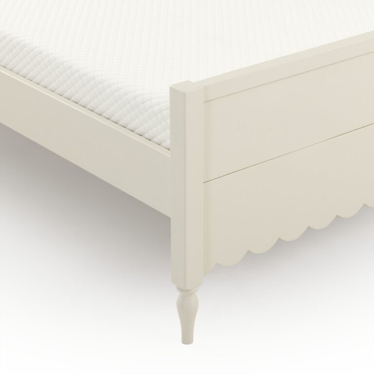 Max and Lily Charlotte Twin Bed - Thumbnail Image 17