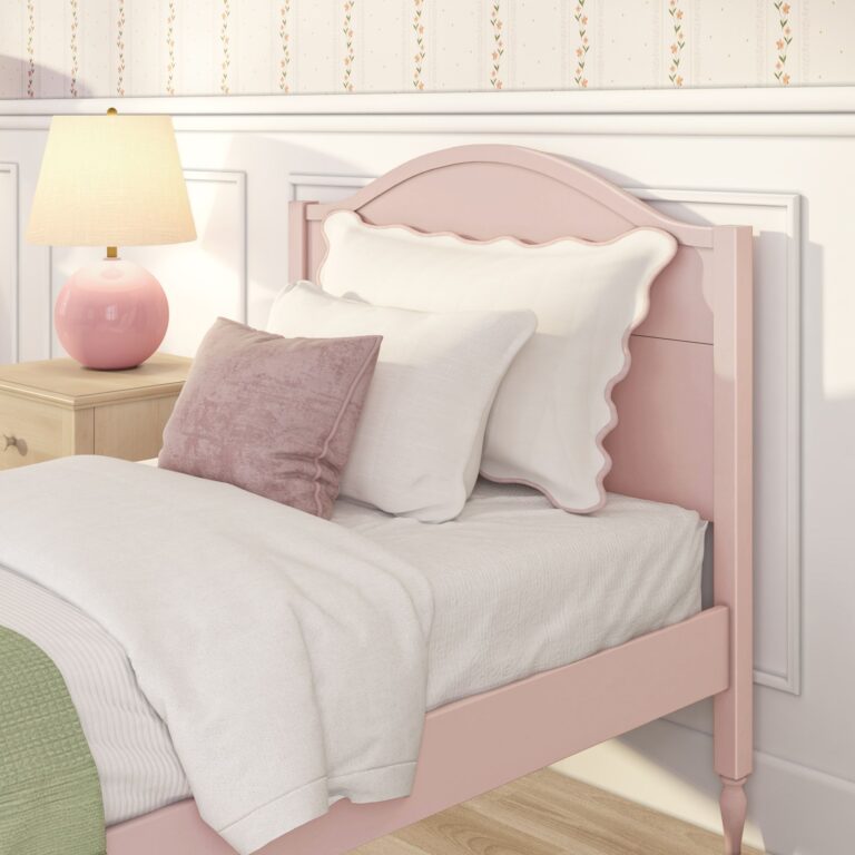 Max and Lily Charlotte Twin Bed - Thumbnail Image 30