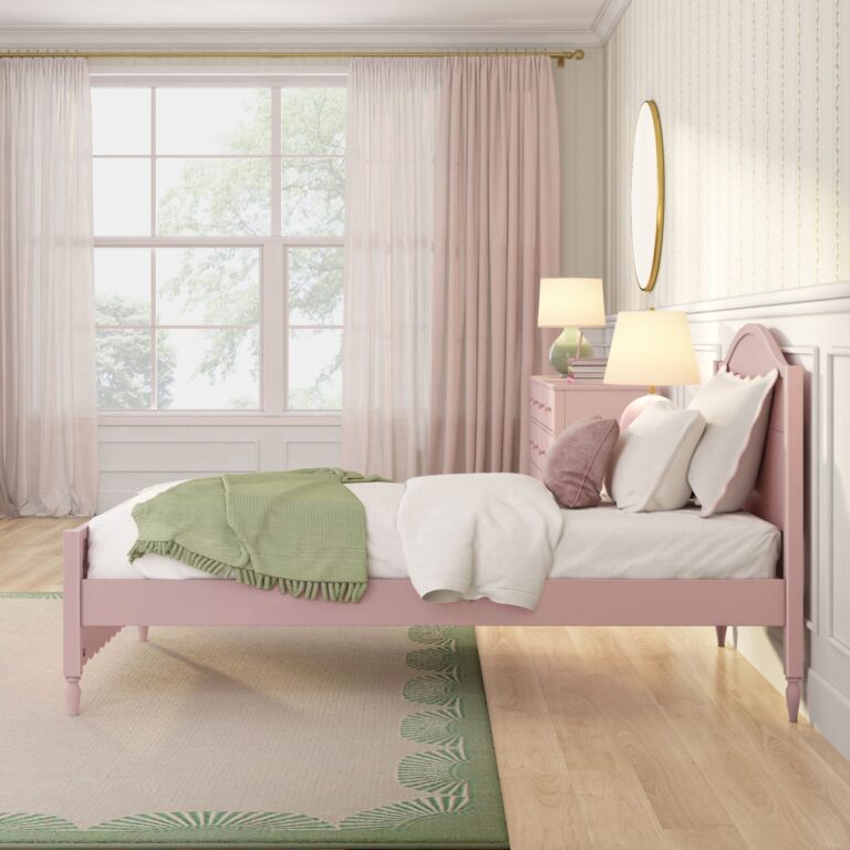 Max and Lily Charlotte Twin Bed - Thumbnail Image 32