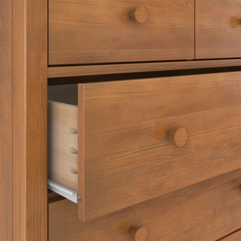 Max and Lily Charlotte 4-Drawer Dresser - Thumbnail Image 43