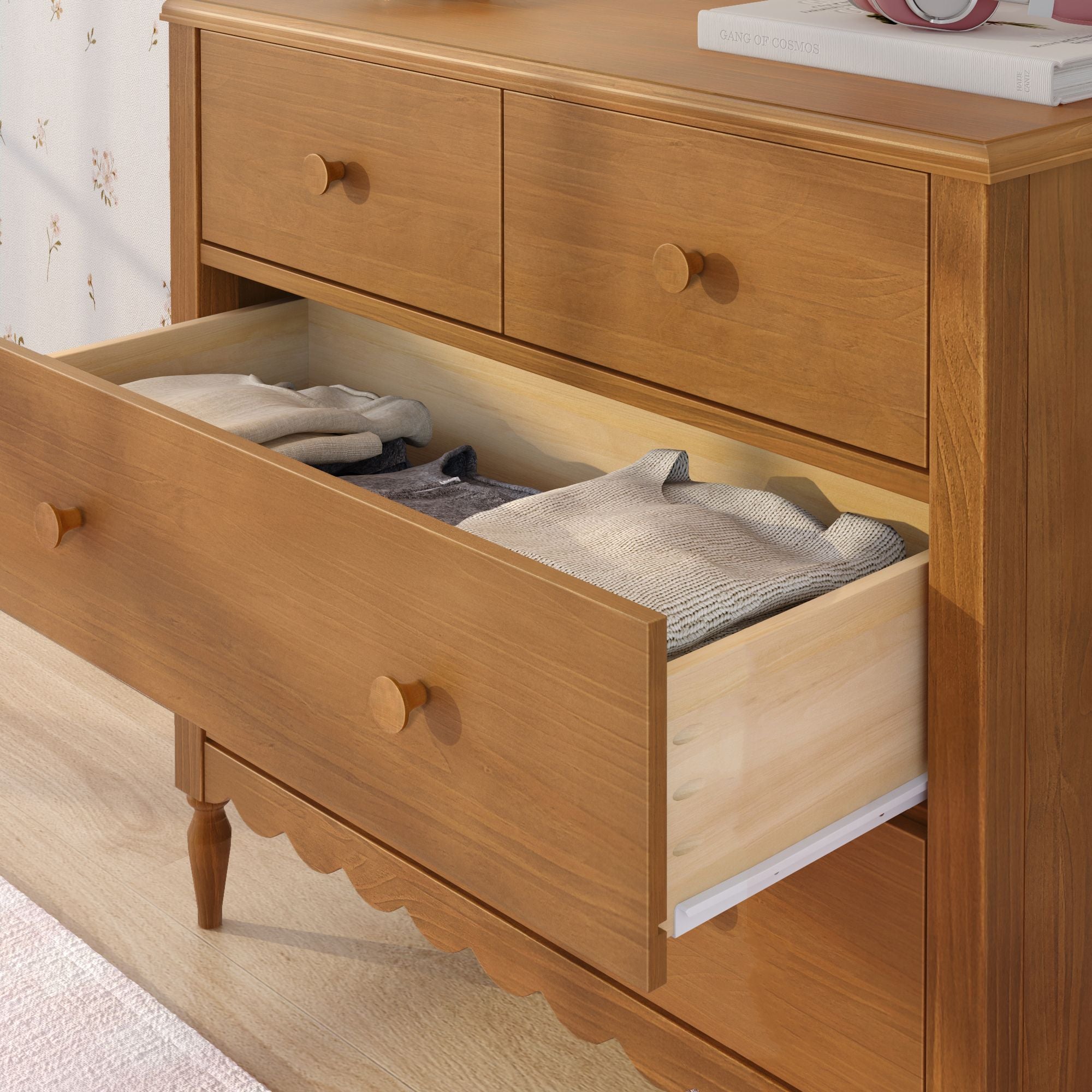 Max and Lily Charlotte 4-Drawer Dresser - Image 45