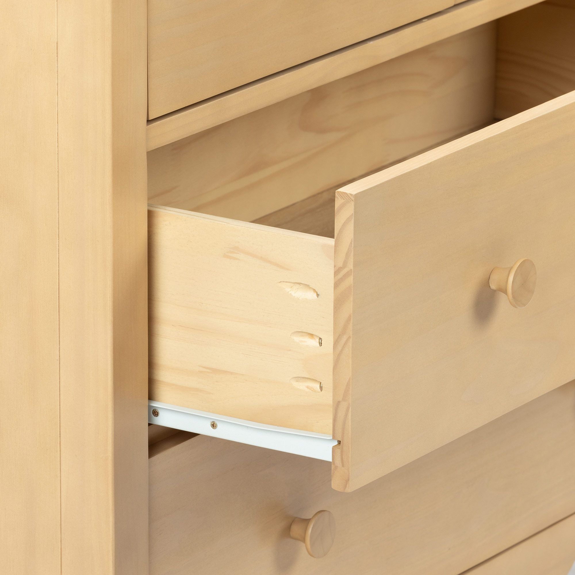 Max and Lily Charlotte 4-Drawer Dresser - Image 32