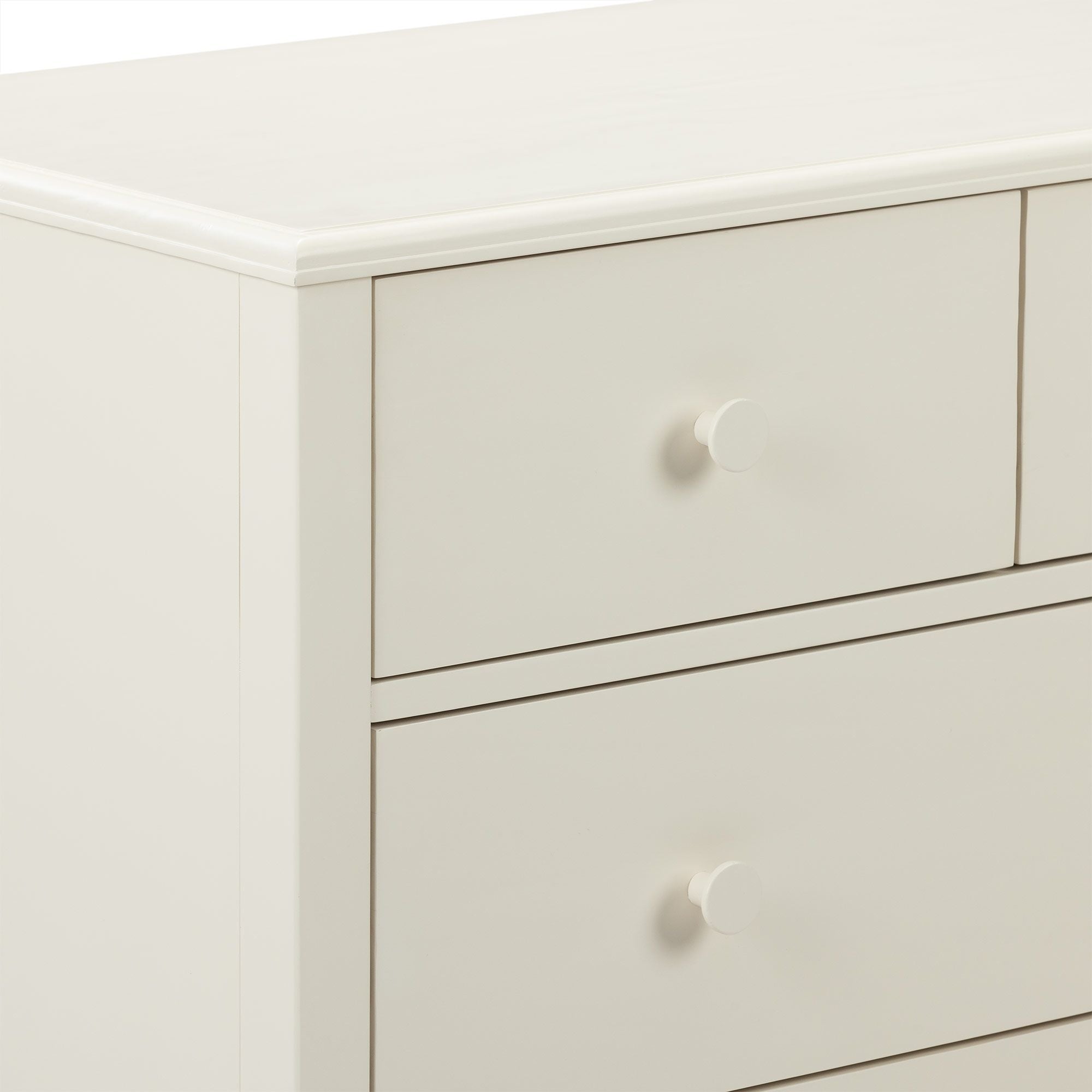 Max and Lily Charlotte 4-Drawer Dresser - Image 21