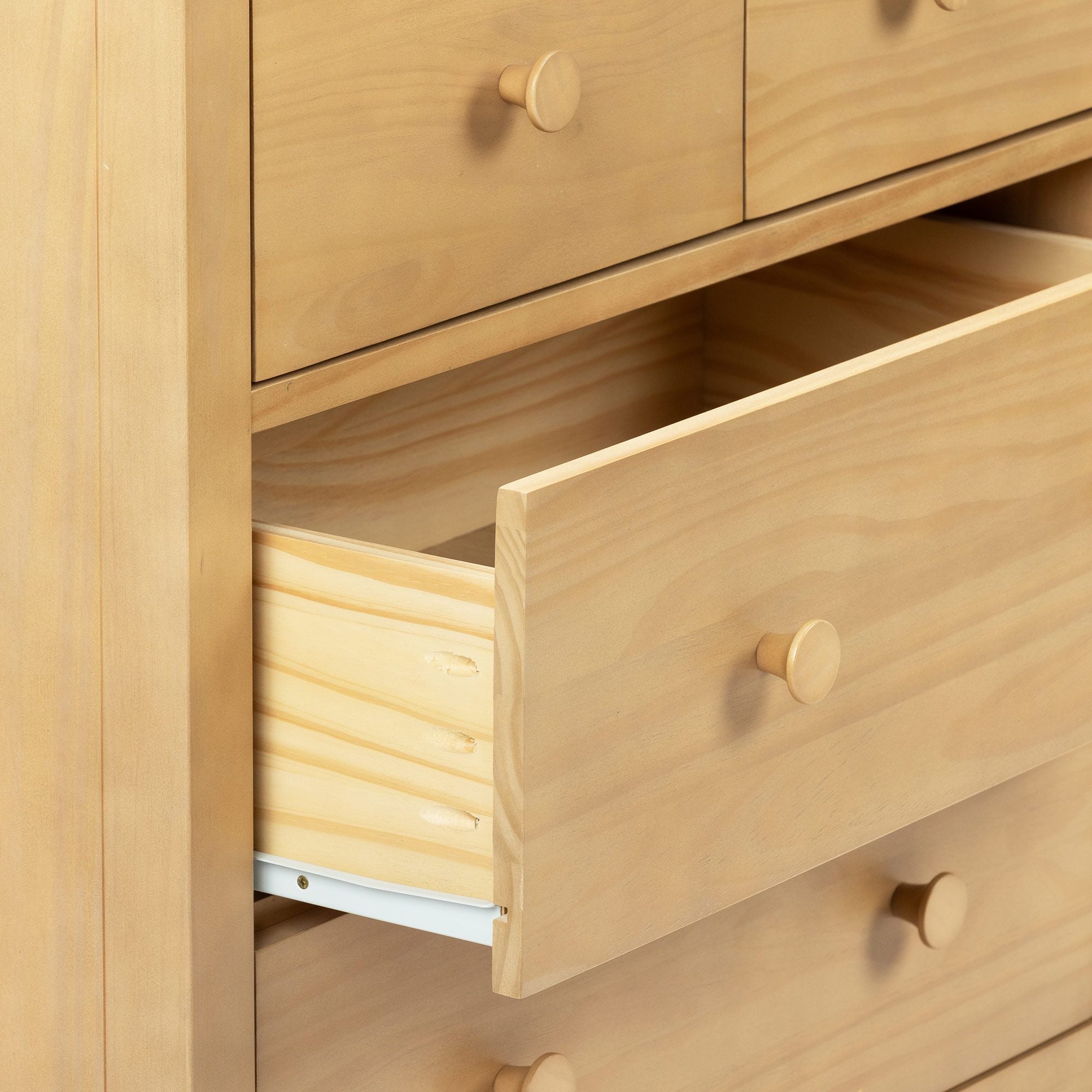 Max and Lily Charlotte 7-Drawer Dresser - Image 29