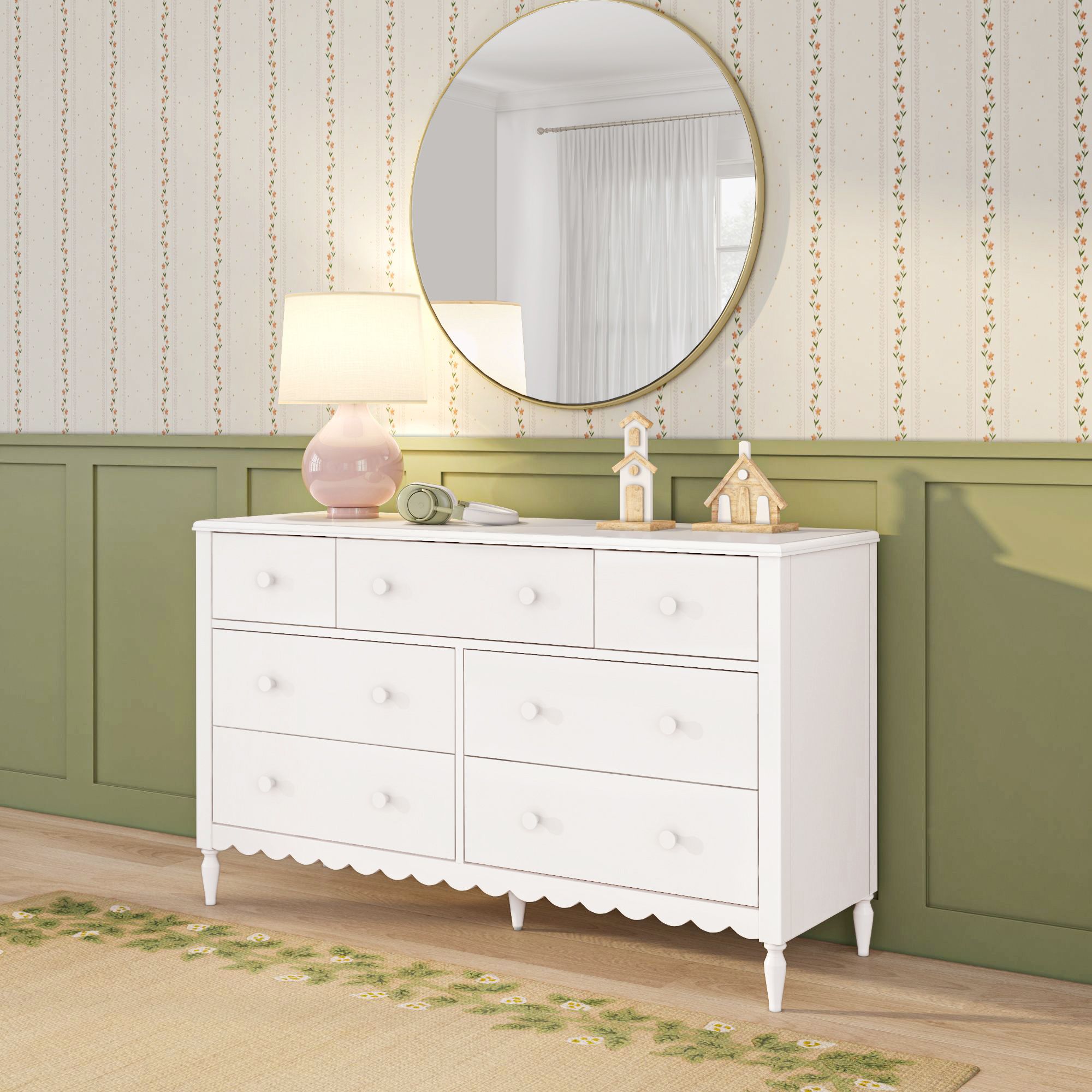 Max and Lily Charlotte 7-Drawer Dresser - Image 13