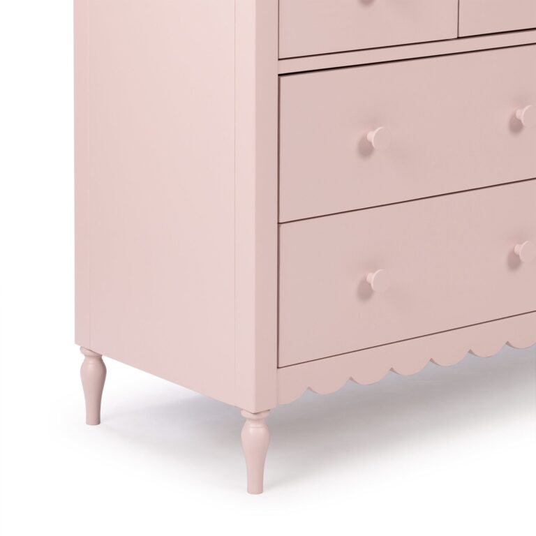 Max and Lily Charlotte 7-Drawer Dresser - Thumbnail Image 7