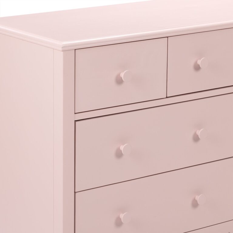 Max and Lily Charlotte 7-Drawer Dresser - Thumbnail Image 8